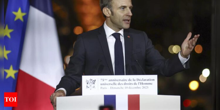 France raises terror alert warning to highest level
