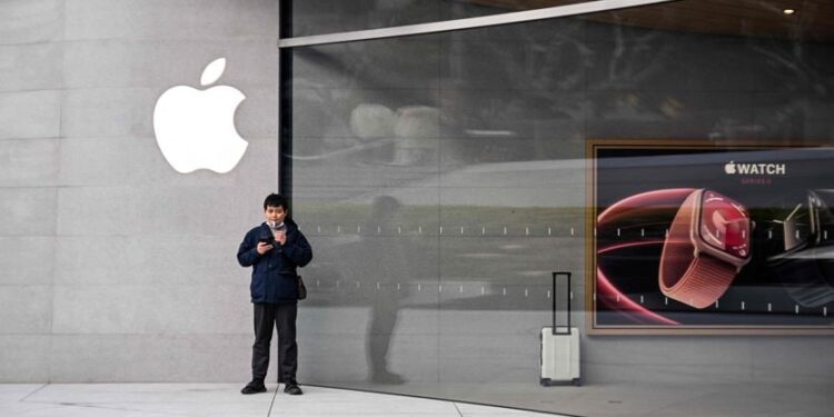 Vince la versione cinese dell’AI: dopo Samsung anche Apple si allea con Baidu