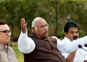Electoral Bonds: Freeze BJP bank accounts, conduct special investigation, says Congress chief Mallikarjun Kharge