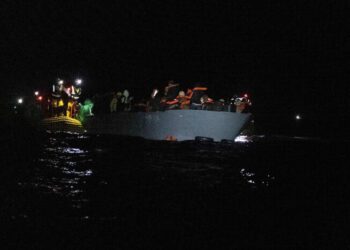 Almeno 8 migranti annegati nell’Egeo, tra cui 2 bambini – Cronaca