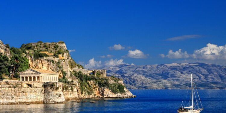 Luxury on the Waves: A Guide to Yacht Charters in Corfu