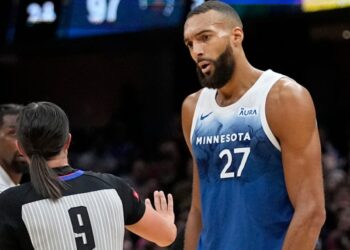 Timberwolves’ Rudy Gobert fined $100,000 for steering ‘cash signal’ gesture towards referee