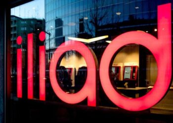 Iliad, fatturato vicino ai 10 miliardi e primo cash flow positivo in Italia