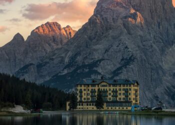 The 9 Best Towns in the Dolomites