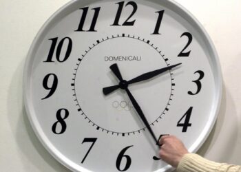Ora legale 2024, è tempo di spostare le lancette: ecco quando