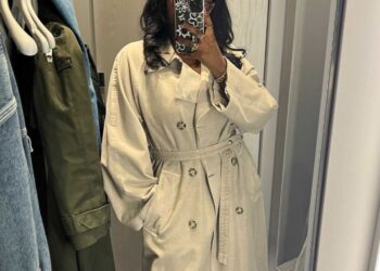 My Colleague Wore Arket’s New Trench Coat—Now I Need It Too