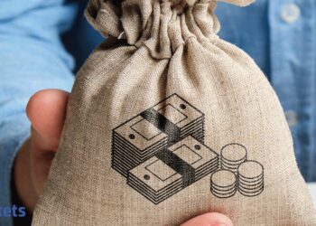 Oaktree: Oaktree invests Rs 1,600 crore in Sesa’s bonds