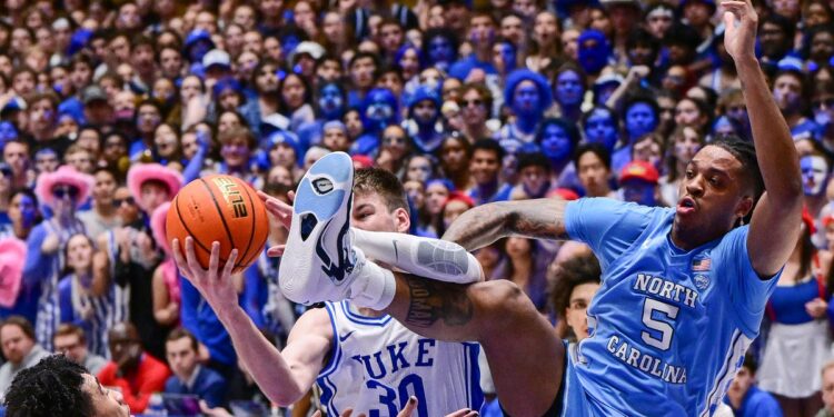 From UNC to SC, Carolina basketball welches in full force Saturday