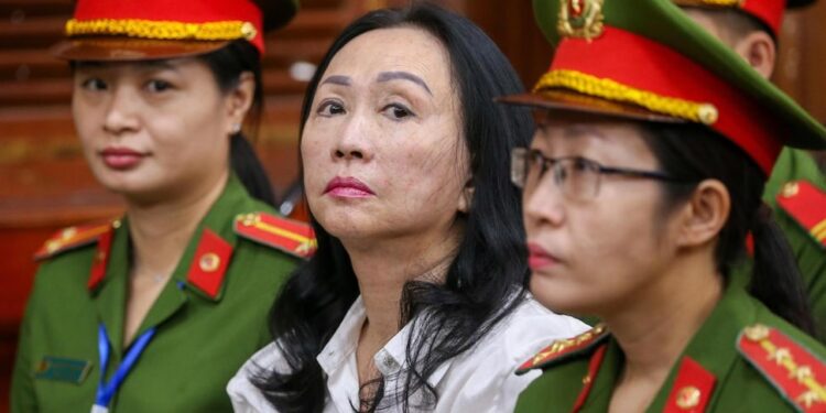 Vietnam, pena di morte per la maxi-frode da 12 miliardi
