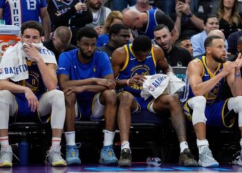 Klay Thompson misses all 10 shots in what might’ve been his final game with Warriors