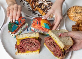 Mitch’s Downtown kleines Cafe Expands to Hallandale Beach