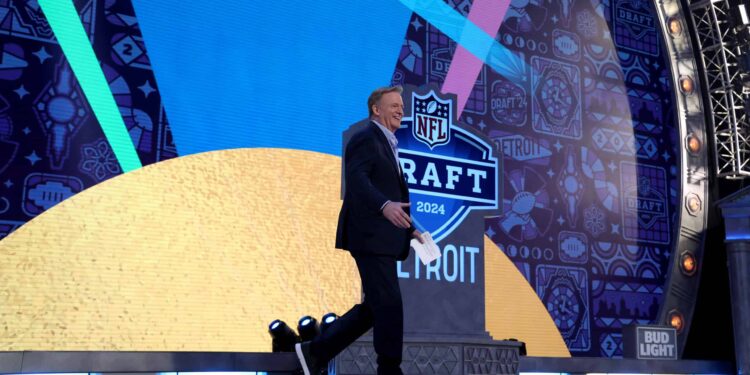Analyst Predicts ‘Quick Rise’ For 1 NFC Team After Draft