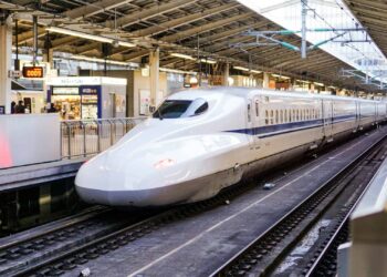 The Complete Guide to Experiencing the Shinkansen High-Speed Trains in Nippon