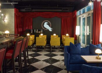 West End Lounge Opens on Wilton Drive