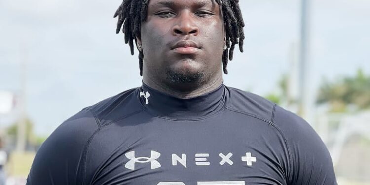Big Visits Coming Up For Three-star DE Floyd Boucard