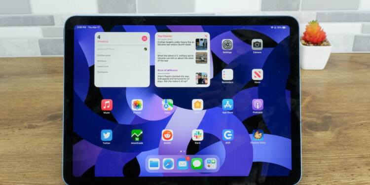 iPad Air might not have a miniLED display panel after all