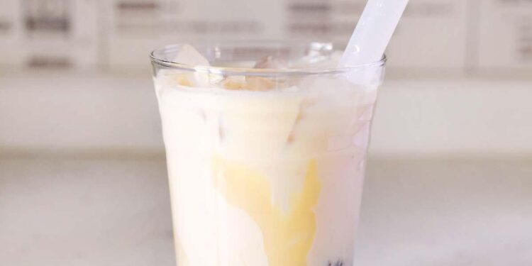 Boba Milk Tea – A Beautiful Mess