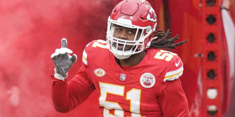 Chiefs to re-sign starting defensive end