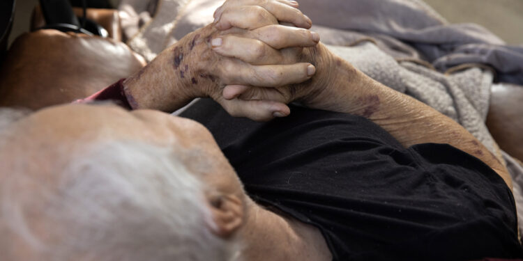 Medicare, trying to do a better job on chronic care, is hitting roadblocks : Shots