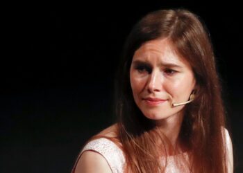 ‘Amanda is a liar’: Outburst in court on first day of new Knox slander trial | World News