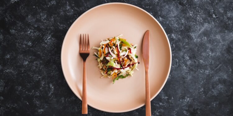 What Starvation Mode Is, According to a Dietitian