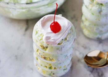 Watergate Salad – A Beautiful Mess