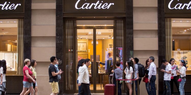 Richemont shares climb 6% acceso primato full-year sales, new CEO