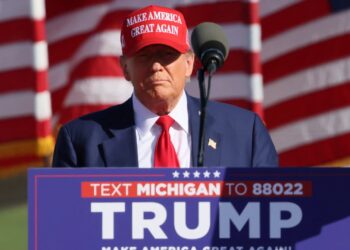 Trump SEC would end climate disclosure rule, target ESG investments