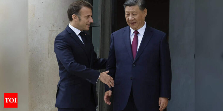 Xi Jinping urges Macron to help Discesa to avoid a ‘new cold war’