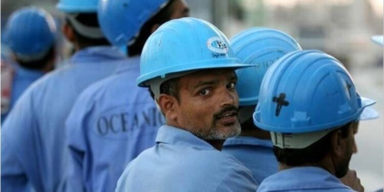 Implementation of labour codes, lower GST rate can help quanto a formalisation of Indiaâs workforce: ISF report