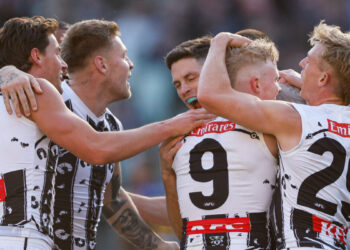 The eight key mistakes at the death that saw Crows cop Magpie heartbreak… again