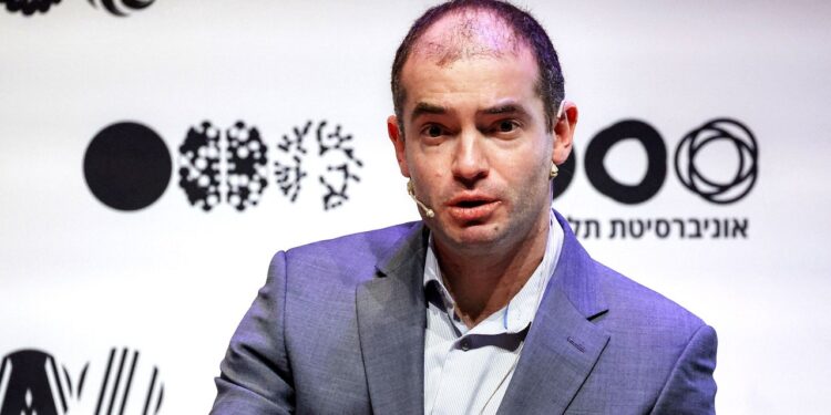 OpenAIâs Chief AI Wizard, Ilya Sutskever, Is Leaving the Company