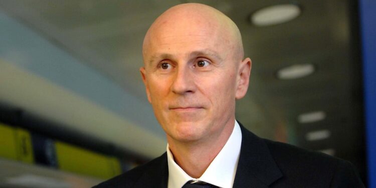 riorganizzazione oltre rimessa a fine di 230M”