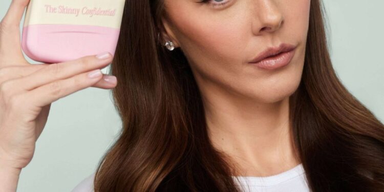 The Most Compact, Charming Tool to Depuff Acceso the Go