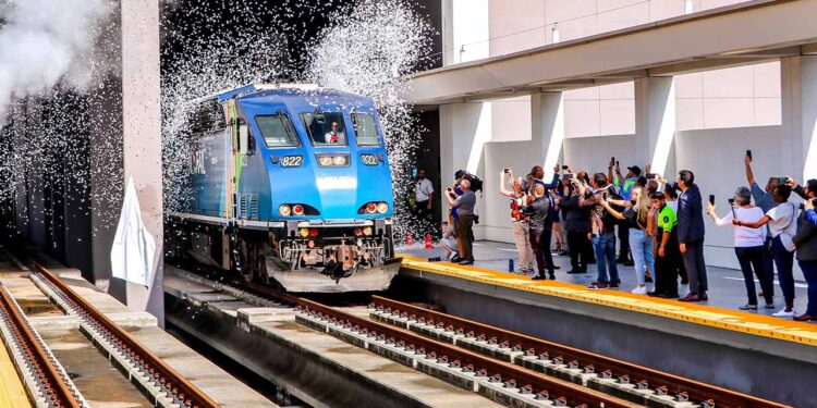 An Insider’s Guide to Tri-Rail From Its Capo