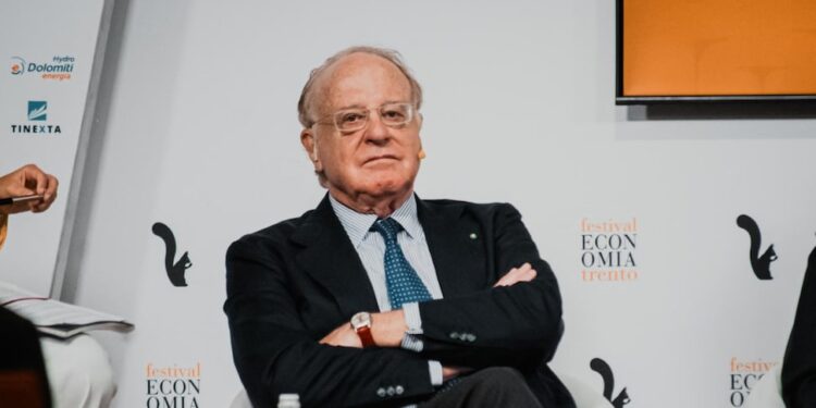 Scaroni (Enel): «La Cina domina le filiere campo da golf, la Ue reagirà in qualità di vogliono  Usa»