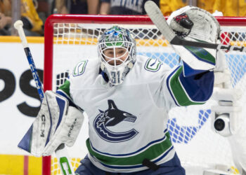 Arturs Silovs’ 42 saves lead Canucks past Oilers