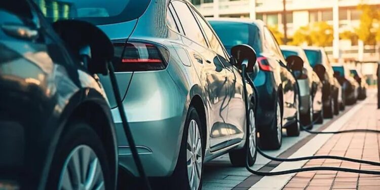 L’automezzo elettrica  manda con albergo il platino: compenso al  da parte di un epoca