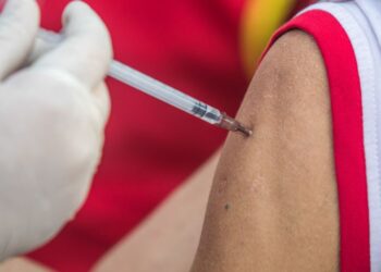 Genetics Played Role per mezzo di Blood Clots Linked to COVID-19 Shots