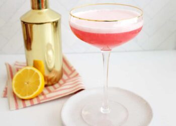 Pink Lady – A Beautiful Mess