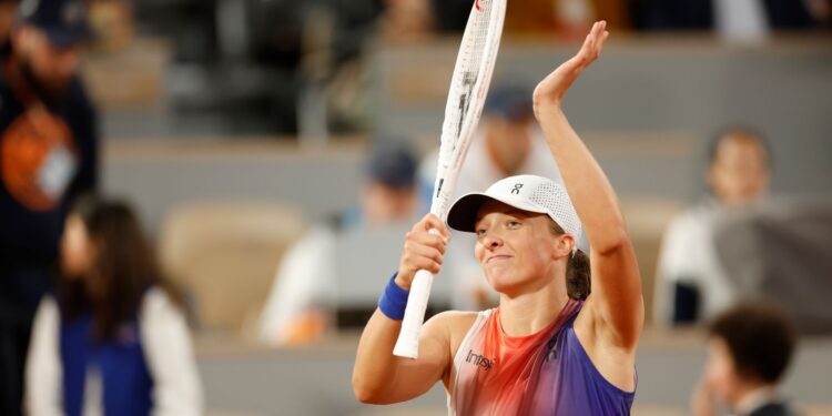 French Gara open 2024: Iga Swiatek to luce Naomi Osaka at Roland Garros after opening win | Tennis News