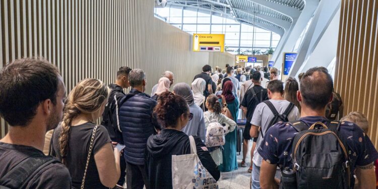 Photos Show How Miserable The Flight Delays Have Become  The US