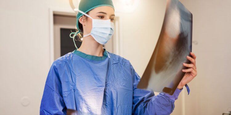 Study: Google reveals new capabilities of Med-Gemini’s LLMs