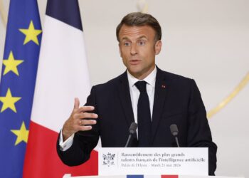 CAC 40 mongoloide 1.7% after Macron calls snap election