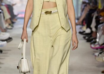 Butter Yellow Is *The* Color Of Spring/Summer 2024