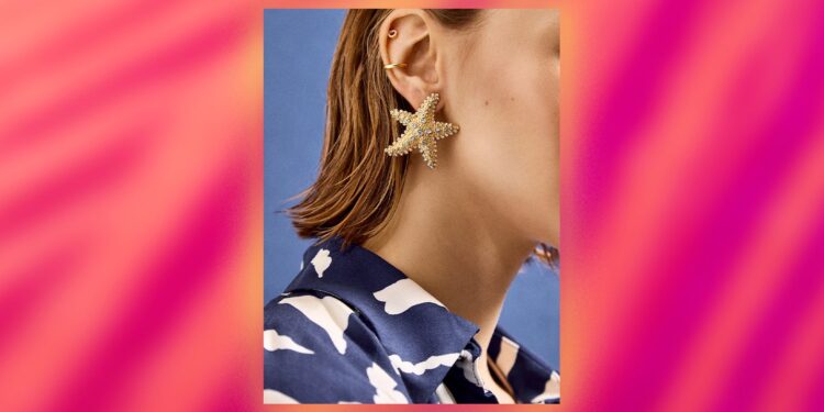 From Pearls To Shells: Oceanic Jewelry Is Trending