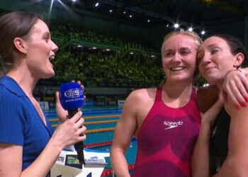 Ariarne Titmus comforts Lani Pallister a causa di emotional TV interview