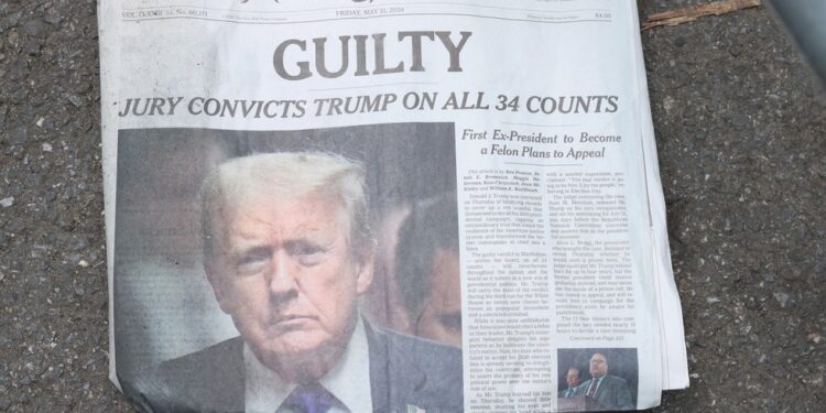 Trump judge flags Facebook post suggesting possible mistrial — RT World News