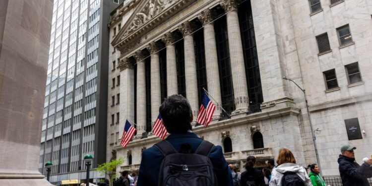 The market is blowing  what the Fed is saying about rates