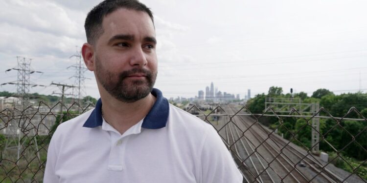 Young Omosessuale Latinos See Rising Share of New HIV Cases